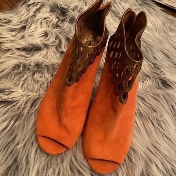 Elie Tahari US-9 open toe ankle boots fashion vibes (no box) New - Picture 4 of 11